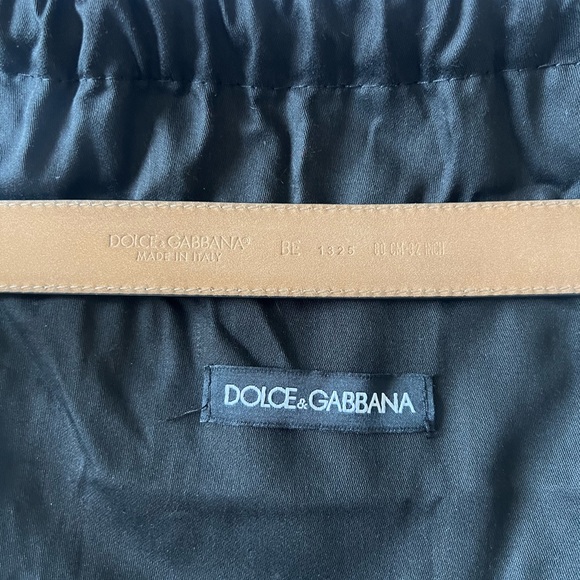 Dolce & Gabbana Black Belt with Gold Logo Buckle - Picture 3 of 3